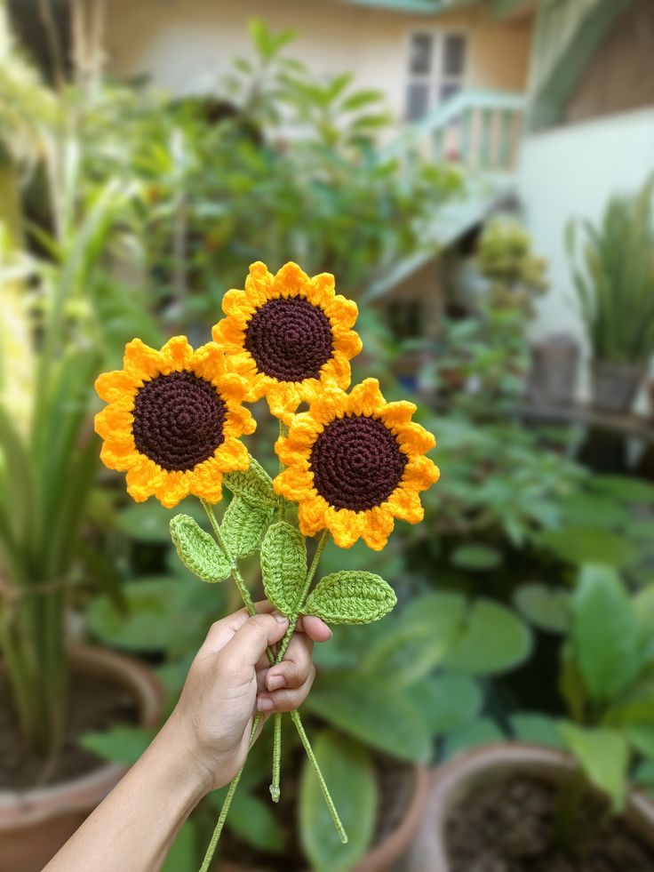 🌻 Handmade Crochet Sunflower Bouquet