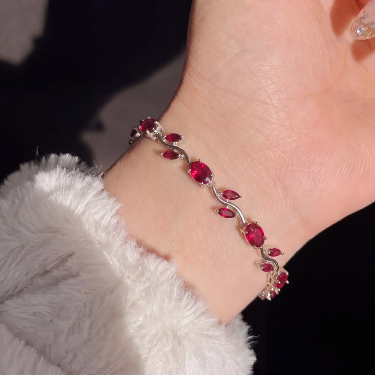 Tulip Bracelet 🌷